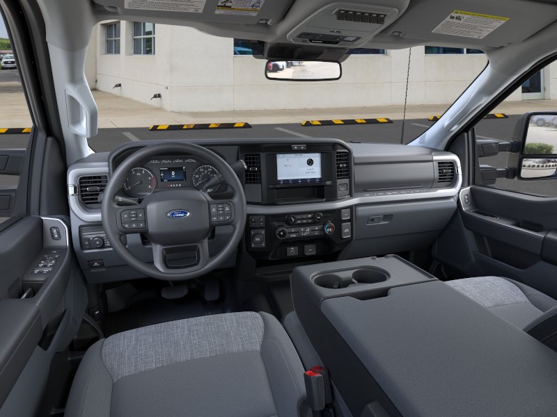 2026 Ford F-350 Super Duty XLT - Photo 17