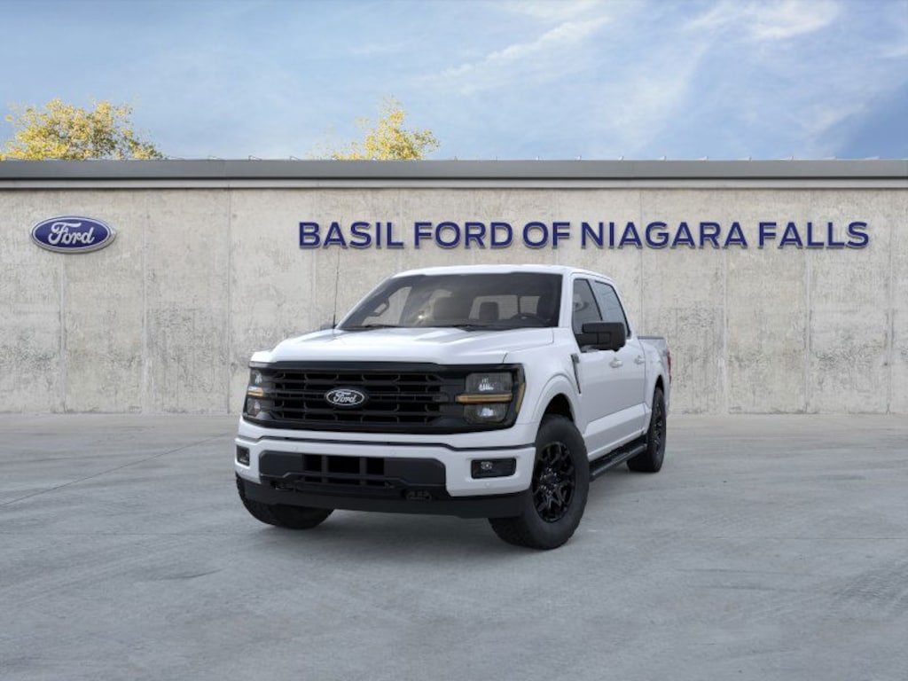 New 2025 Ford F-150 XLT 4WD Supercrew 5.5 Box 4WD SuperCrew 5.5 Box