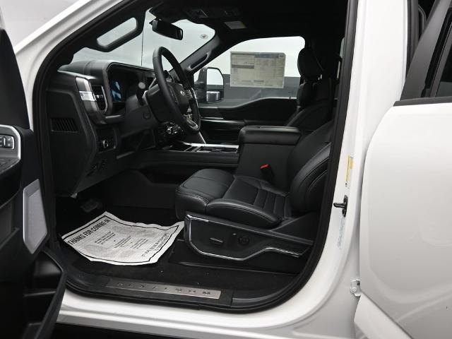 2025 Ford F-250 Super Duty Platinum - Photo 55