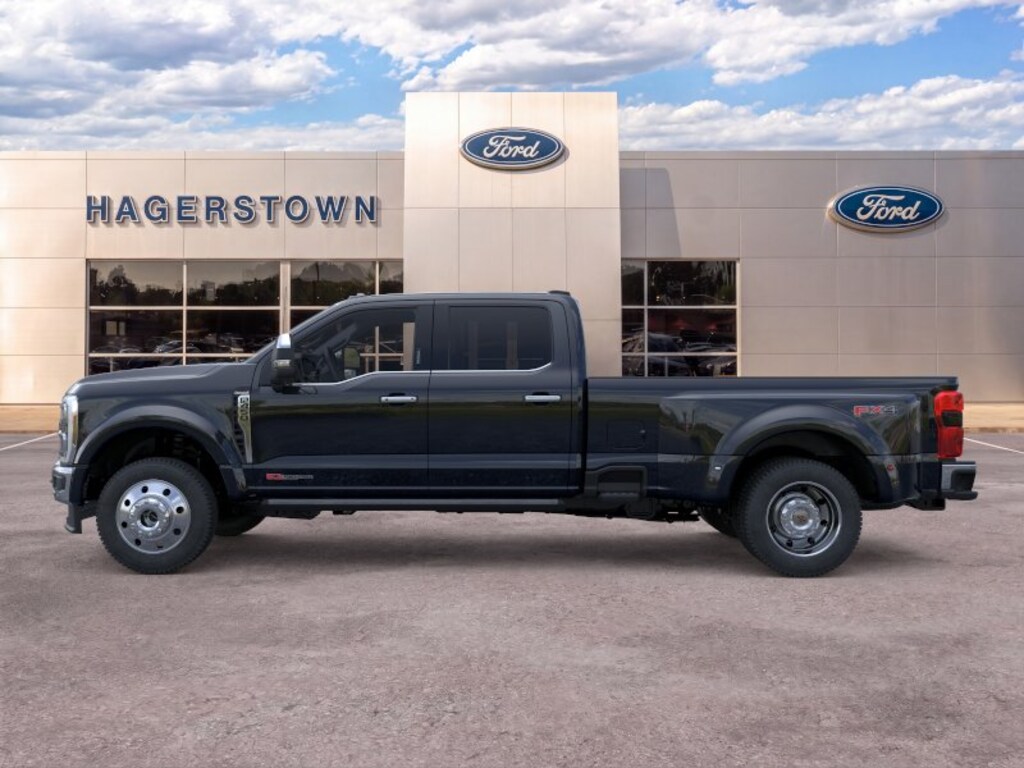 New 2026 Ford F-450 King Ranch Truck Crew Cab