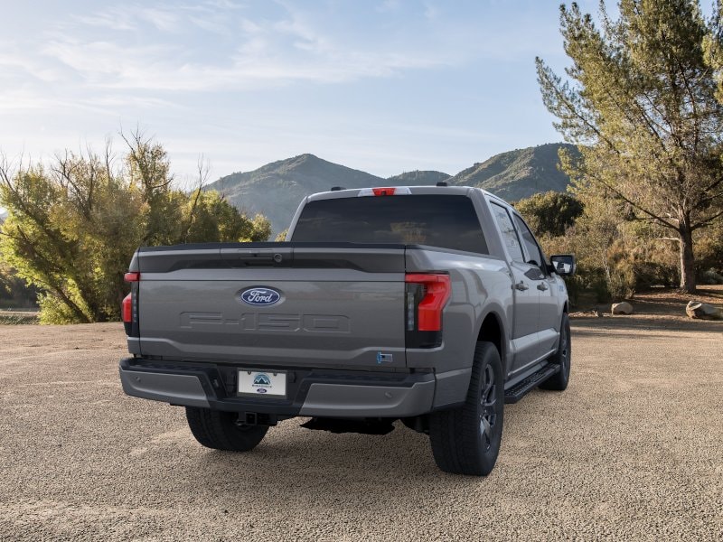 2025 Ford F-150 Lightning Flash - Photo 8