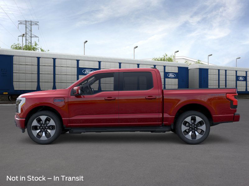 2025 Ford F-150 Lightning Platinum photo 2