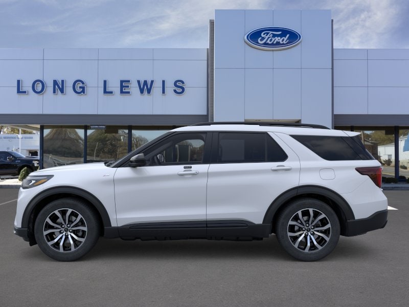 View vehicle photo 3
