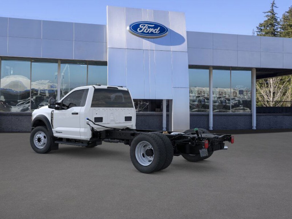 New 2025 Ford F-450 Chassis XL DRW Truck Regular Cab