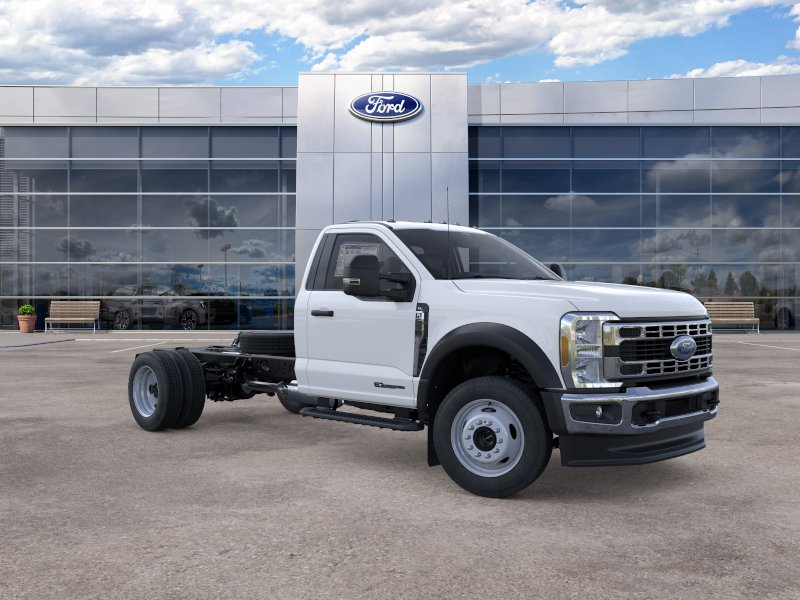 2026 Ford F-550 Super Duty Chassis Cab XL - Photo 35