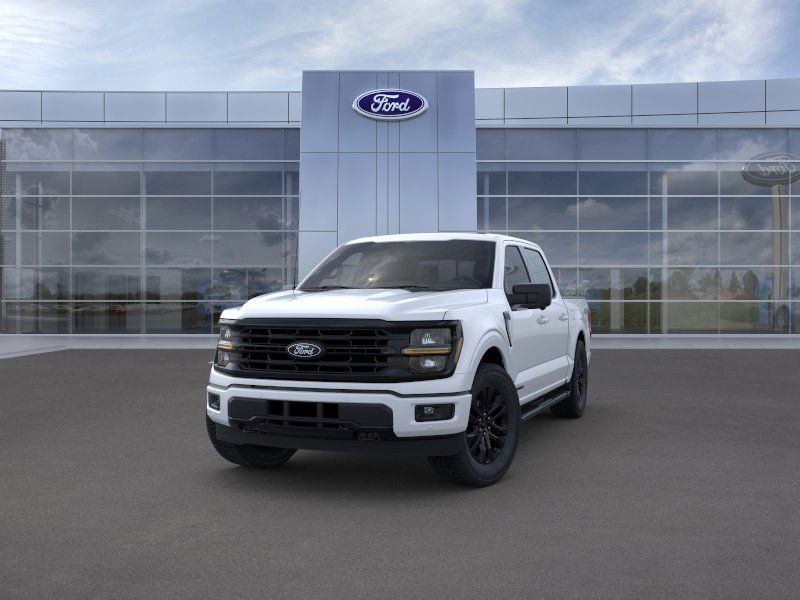 2025 Ford F-150 XLT photo 2