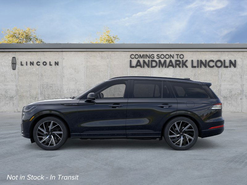 2026 Lincoln Aviator Black Label photo 3