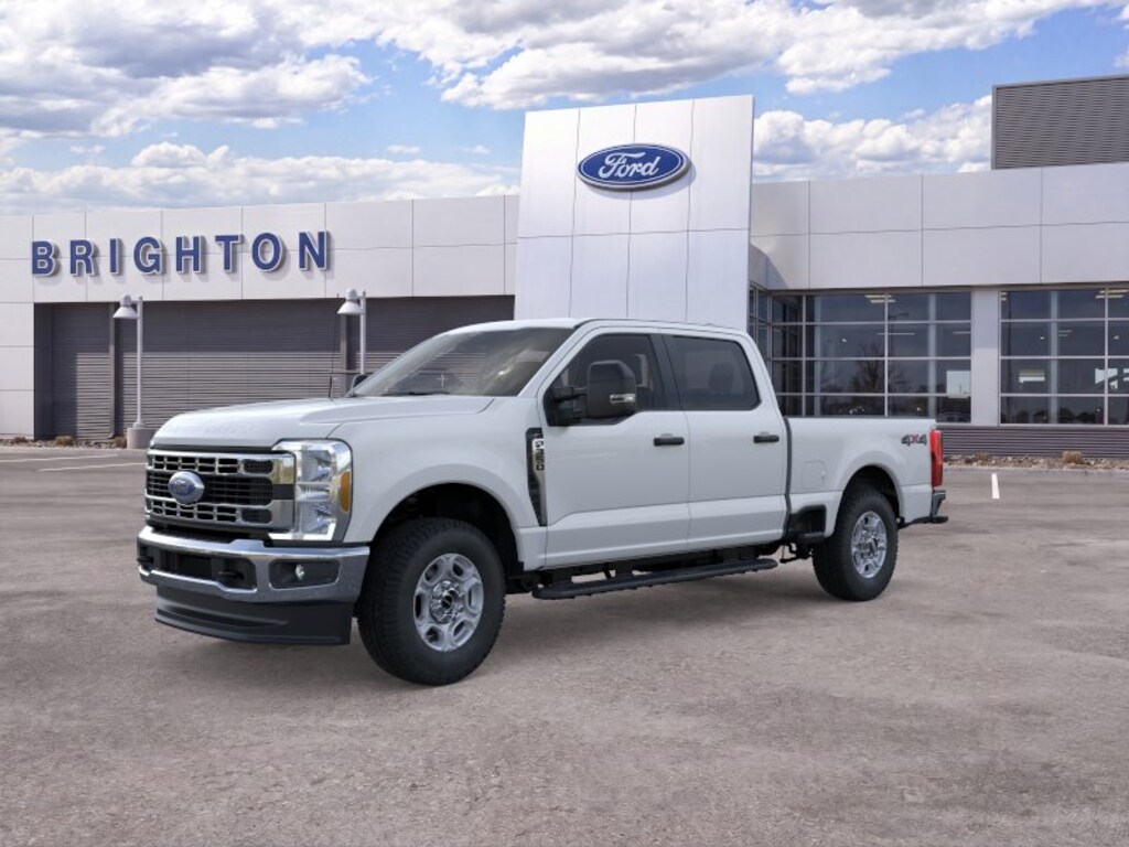 New 2026 Ford F-350SD XLT Truck Crew Cab