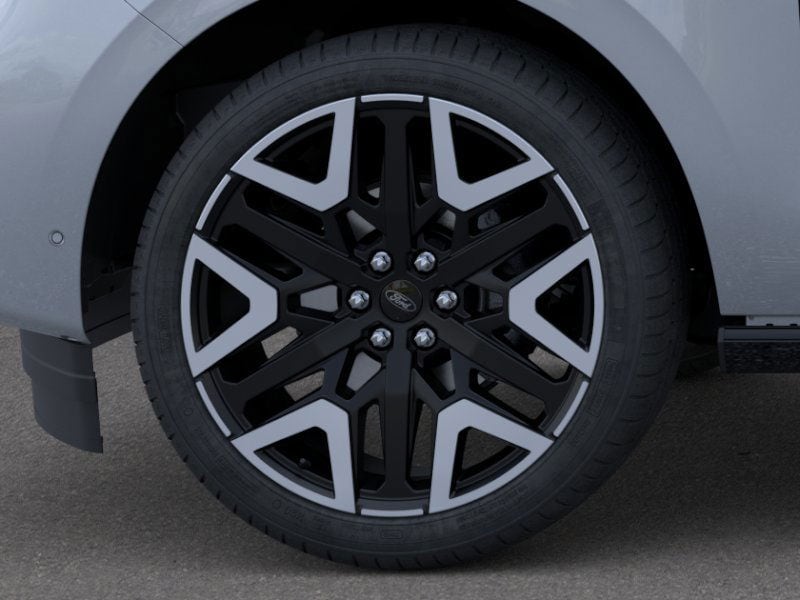 new 2026 Ford Expedition car, priced at $93,385