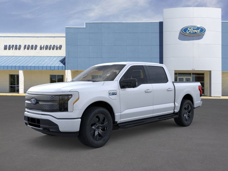 2025 Ford F-150 Lightning Flash's photo