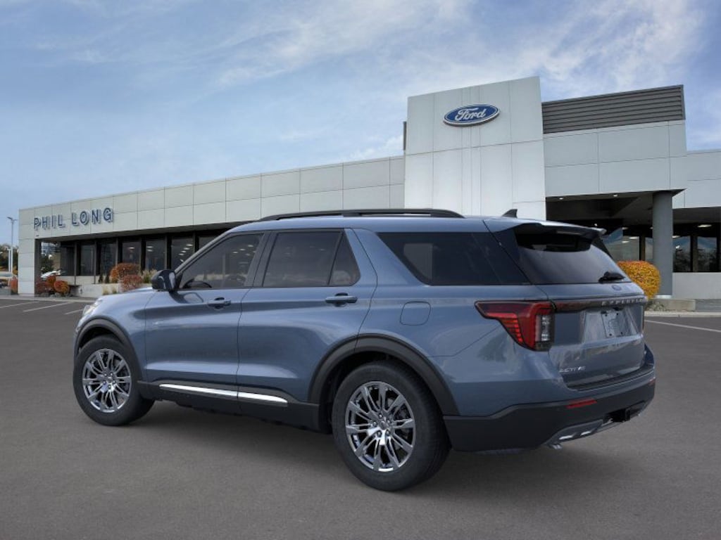 New 2025 Ford Explorer Active SUV