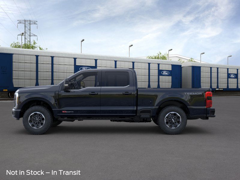 2025 Ford F-350 Lariat photo 3