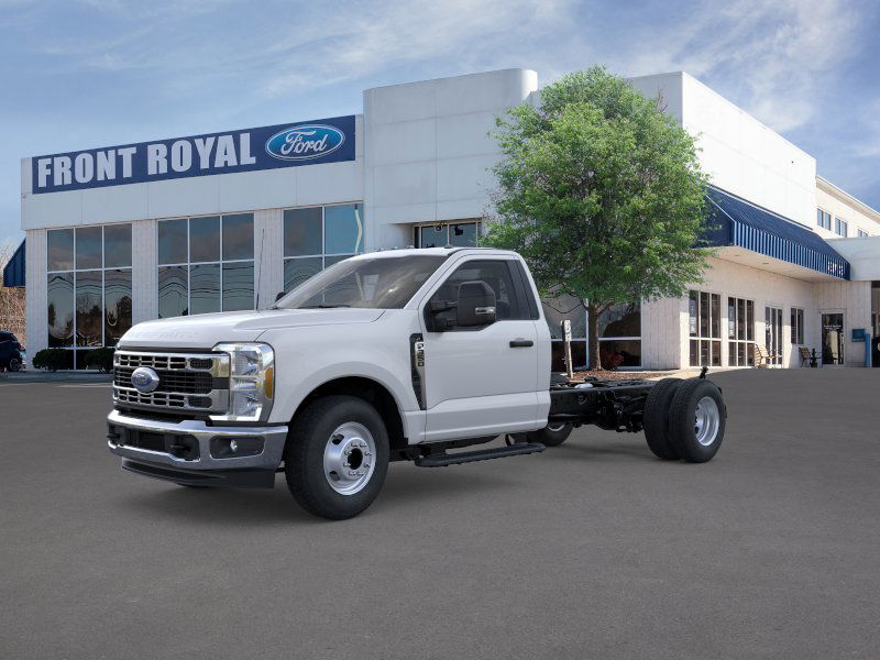 2025 Ford F-350 XL Regular Cab 145-In DRW's photo