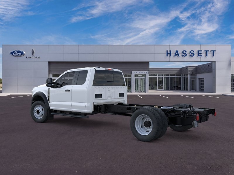 2025 Ford F-550 Super Duty Chassis Cab XL - Photo 29
