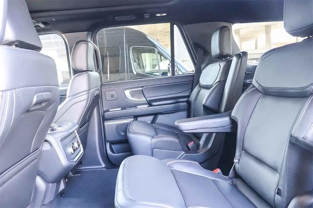 Thumbnail: 2025 Ford Expedition - 44