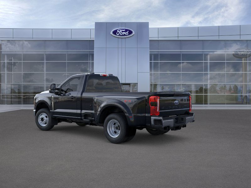 2026 Ford F-350 XLT photo 4