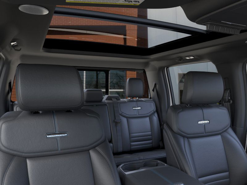 2026 Ford F-250 Super Duty Platinum - Photo 44