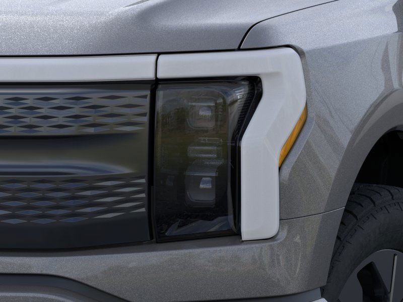 2025 Ford F-150 Lightning Flash TRUCK