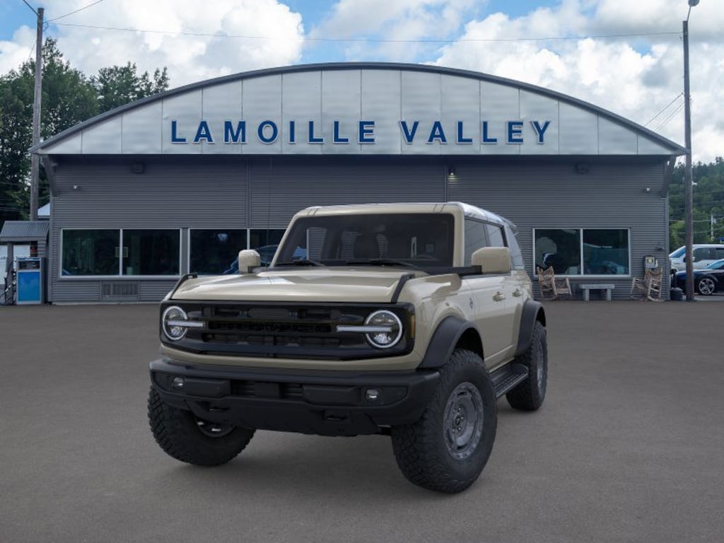 New 2025 Ford Bronco Outer Banks SUV