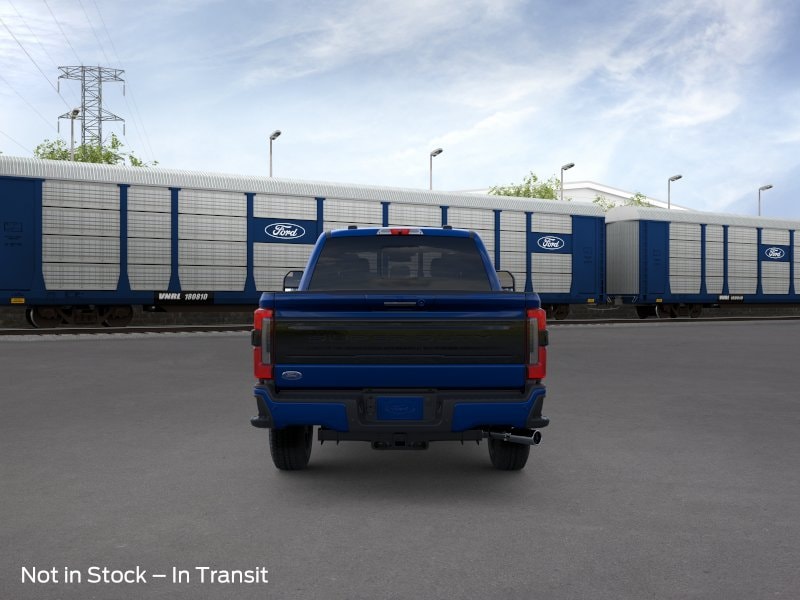 Super Duty F-250&reg; Platinum&reg; TRUCK