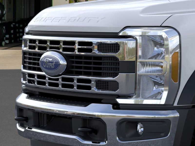 2025 Ford Super Duty F-450 DRW F-450 XL Truck Crew Cab
