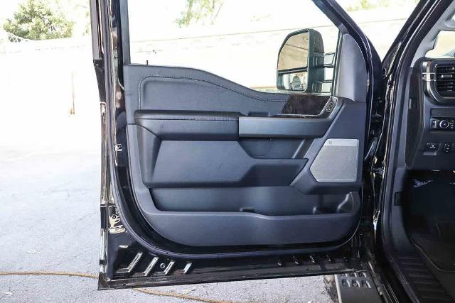 2025 Ford F-350 Super Duty Lariat - Photo 61