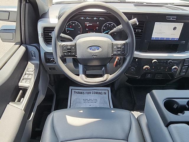 2025 Ford Super Duty F-350 DRW F-350 XL 4WD Crew Cab 179 WB 60 CA