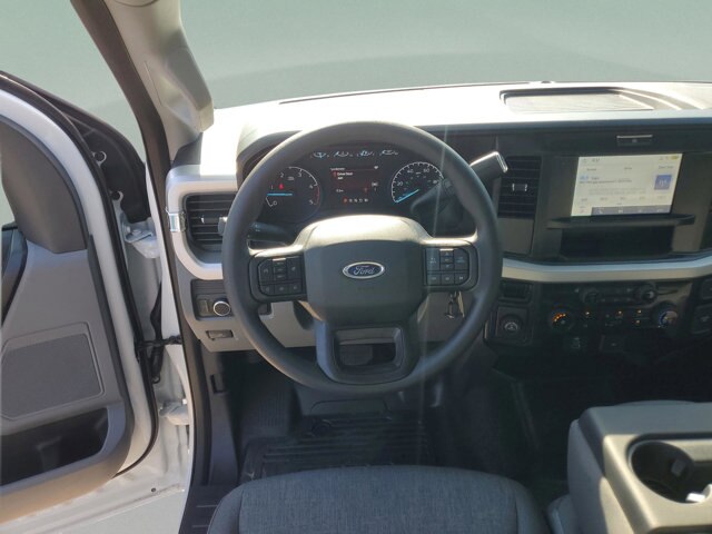 2025 Ford F-250 Super Duty XL - Photo 43