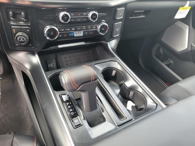 2025 Ford F-150 Raptor photo 34