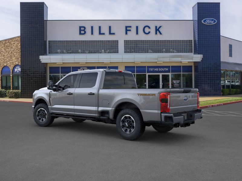 2025 Ford F-350 XLT photo 4