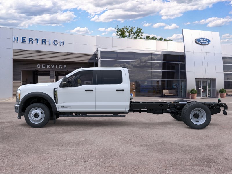 2025 Ford Super Duty F-550 DRW F-550&reg; XL Truck Crew Cab
