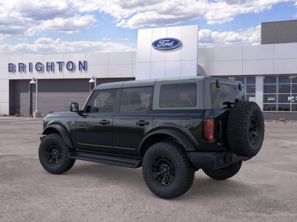 New 2026 Ford Bronco Outer Banks SUV