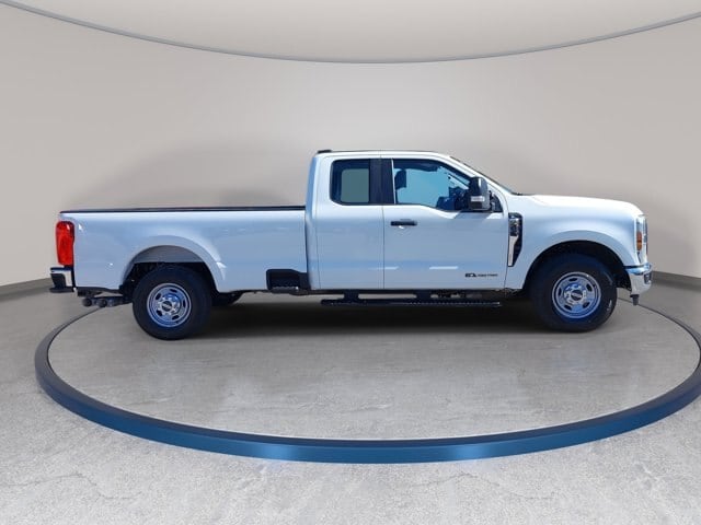 2026 Ford F-350 Super Duty XL - Photo 40