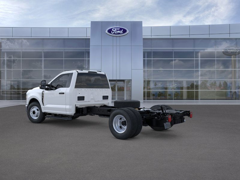 2026 Ford F-350 XL photo 4
