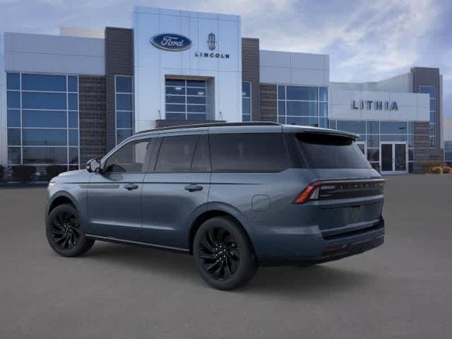 Thumbnail: 2025 Lincoln Navigator - 27