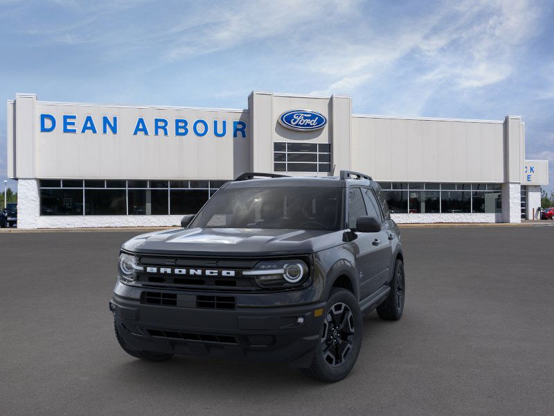 2023 Ford Bronco Sport Outer Banks photo 2