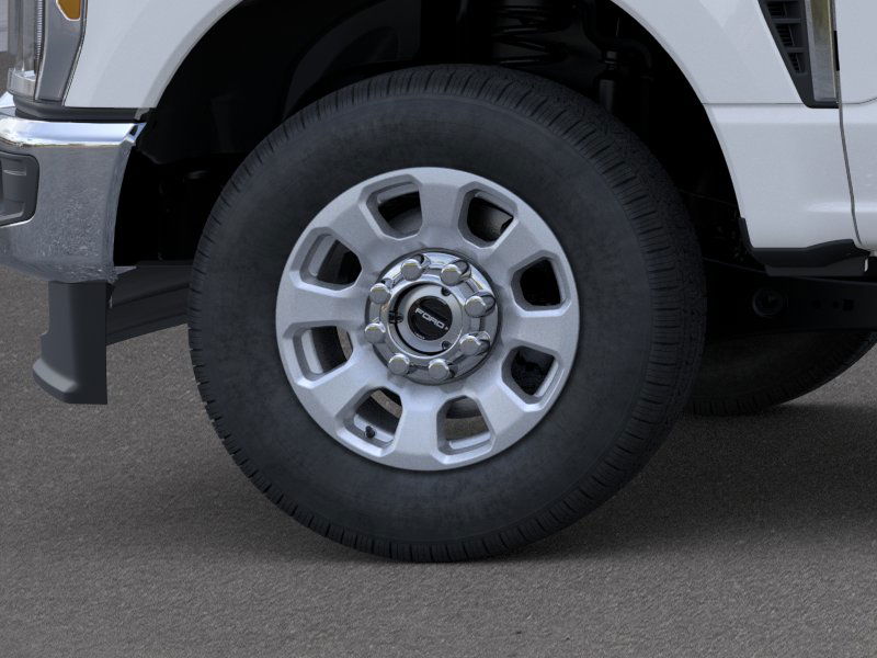 2025 Ford F-350 Super Duty XLT - Photo 41