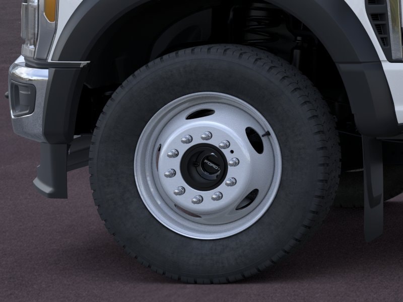 2025 Ford F-550 Super Duty Chassis Cab XL - Photo 44
