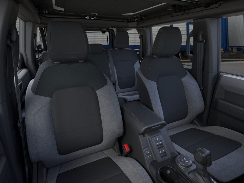 2025 Ford Bronco Big Bend photo 13