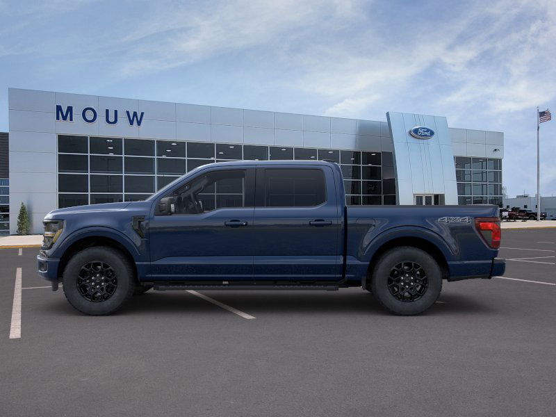 2025 Ford F-150 XLT photo 3