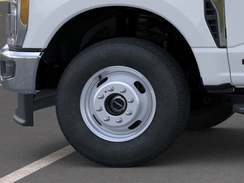 2025 Ford Super Duty F-350 DRW F-350 XL 4WD Crew Cab 179 WB 60 CA