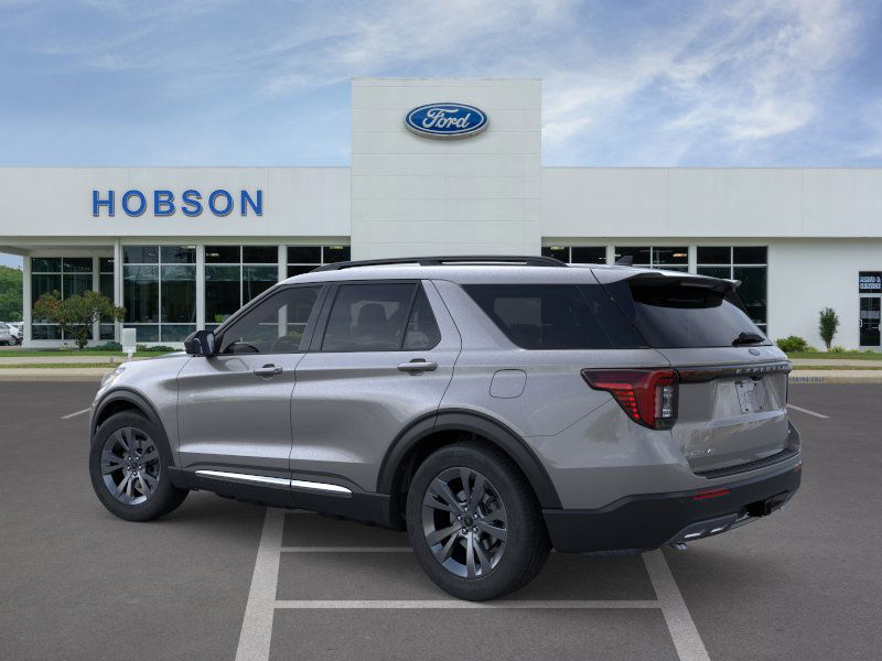 2025 Ford Explorer photo 4