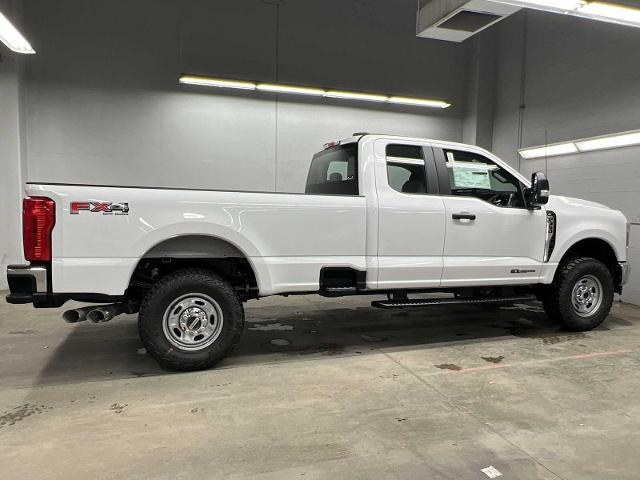 Thumbnail: 2025 Ford Econoline - 33