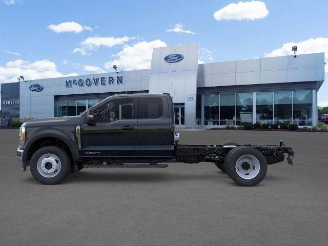 2026 Ford F-550 Super Duty Chassis Cab XL - Photo 31