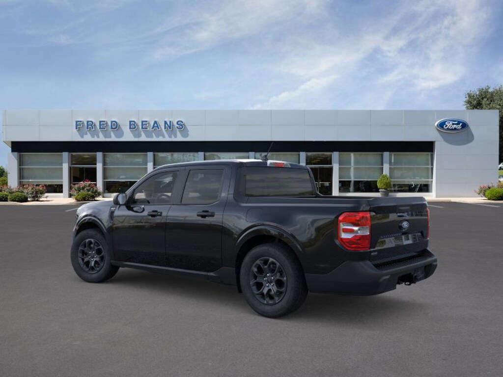 New 2025 Ford Maverick XLT Truck SuperCrew
