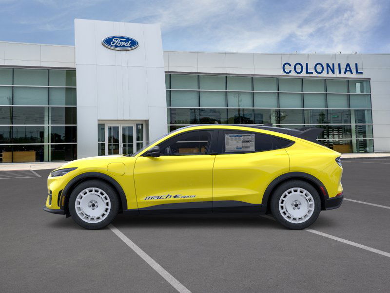2025 Ford Mustang Mach-E GT photo 3