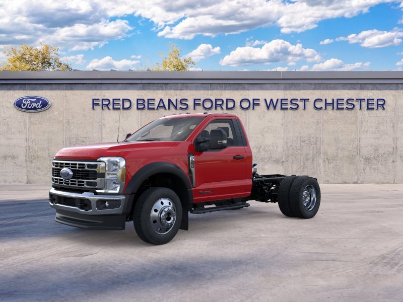 2025 Ford F-550 Super Duty Chassis Cab XLT - Photo 36