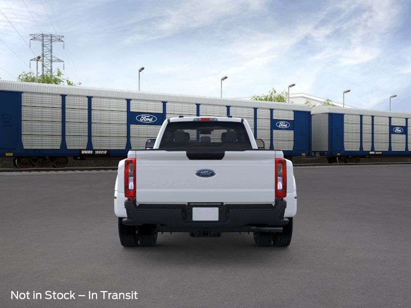 Thumbnail: 2026 Ford F-450 - 27