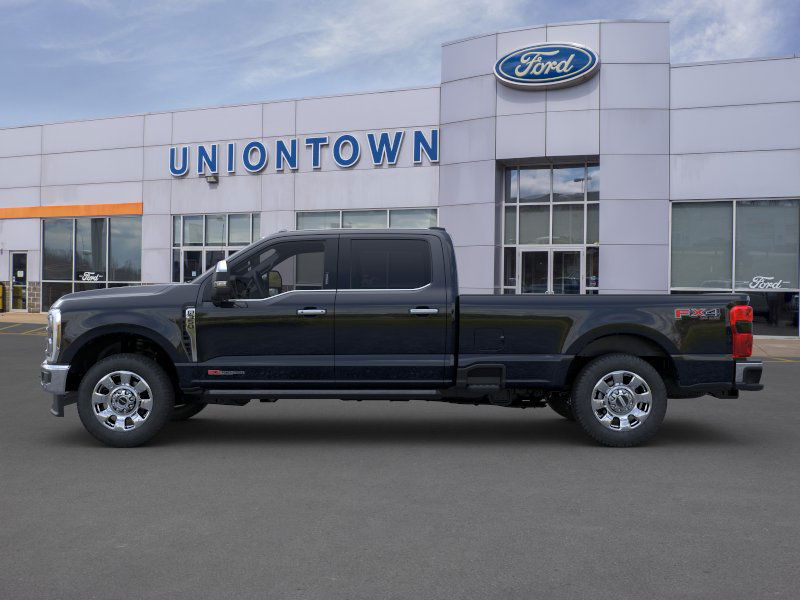 2025 Ford F-350 Lariat photo 3