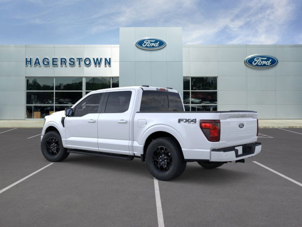 New 2025 Ford F-150 XLT Truck SuperCrew Cab